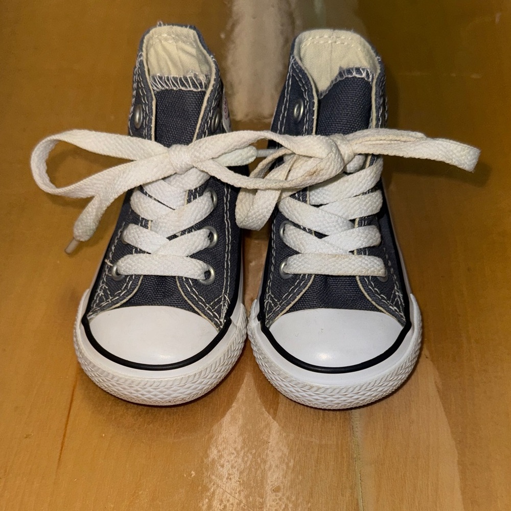 Converse Kids High-Top Sneakers - Gray and White